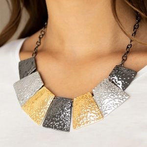 Here Cones The Huntress necklace multi paparazzi